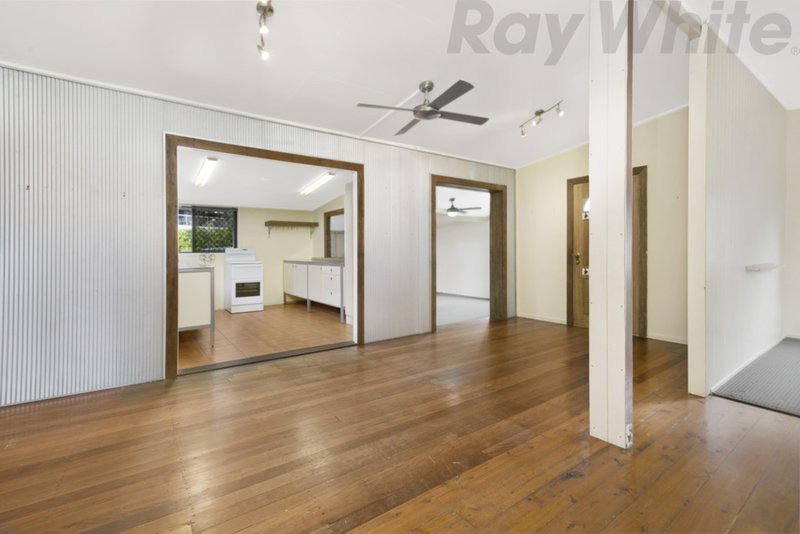 Photo - 15 Dean Road, Alexandra Hills QLD 4161 - Image 4