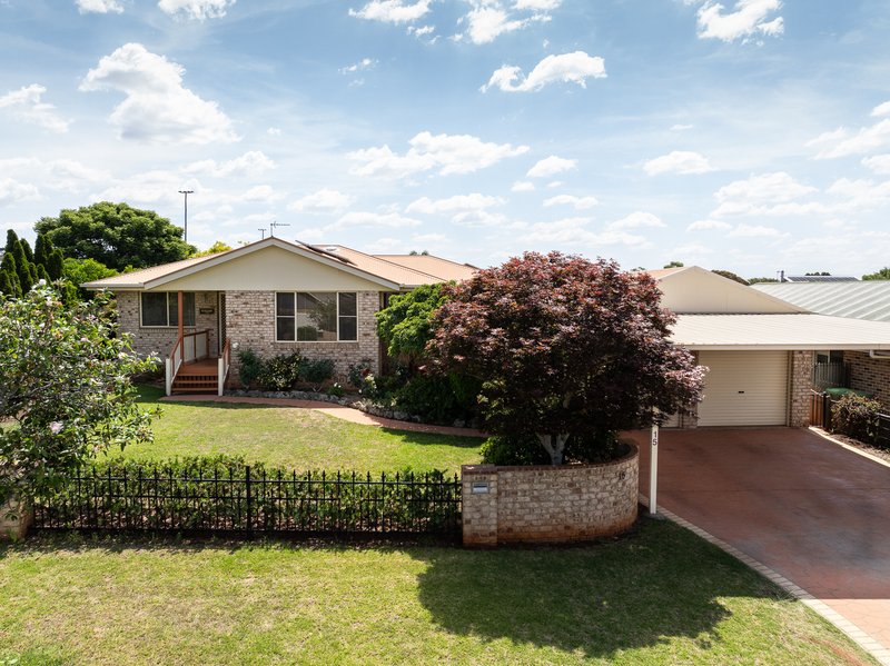 15 Degan Court, Middle Ridge QLD 4350