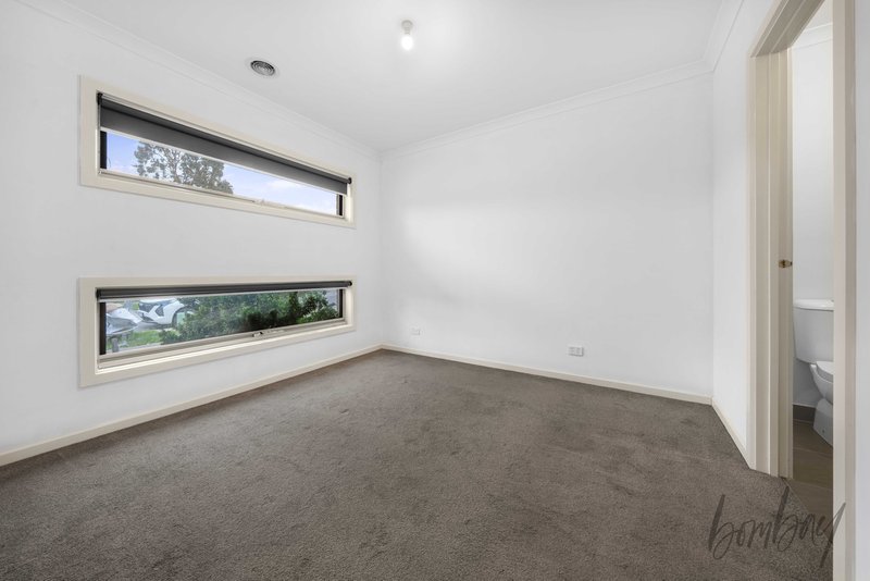Photo - 15 Degraves Street, Mickleham VIC 3064 - Image 3
