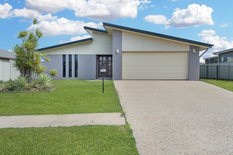 15 Desgrand Street, Emerald QLD 4720