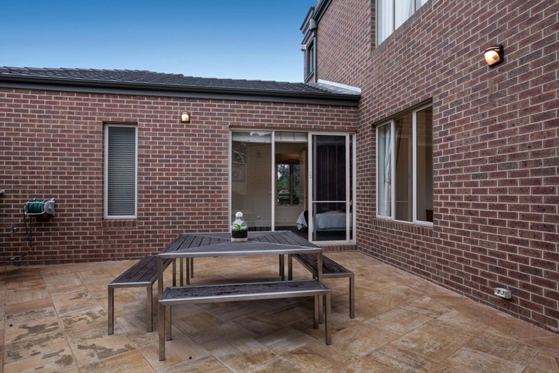 Photo - 15 Development Boulevard, Mill Park VIC 3082 - Image 26