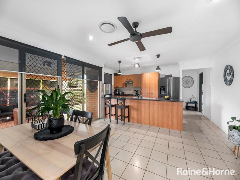 Photo - 15 Diamond Avenue, Kallangur QLD 4503 - Image 9