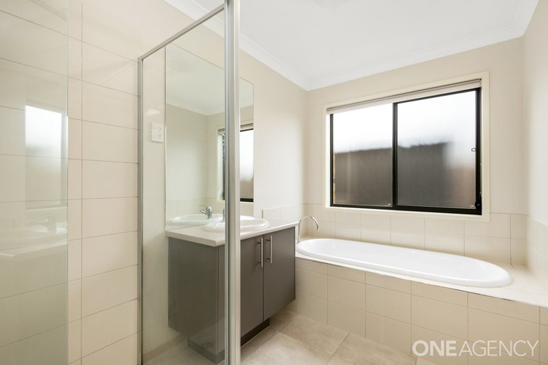 Photo - 15 Diaz Drive, Grovedale VIC 3216 - Image 10