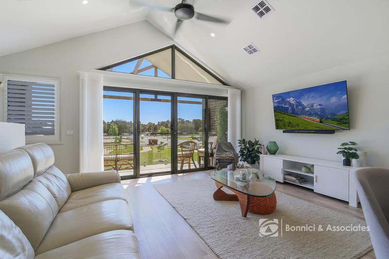 Photo - 15 Dokic Way, Baranduda VIC 3691 - Image 2