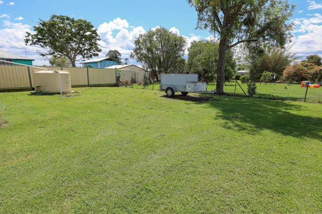 Photo - 15 Don Street, Lowood QLD 4311 - Image 13