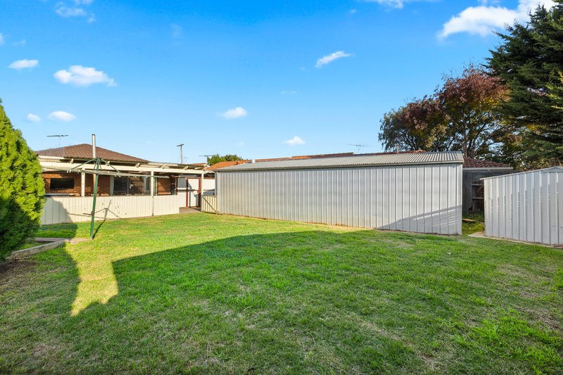 Photo - 15 Dona Drive, Hoppers Crossing VIC 3029 - Image 9