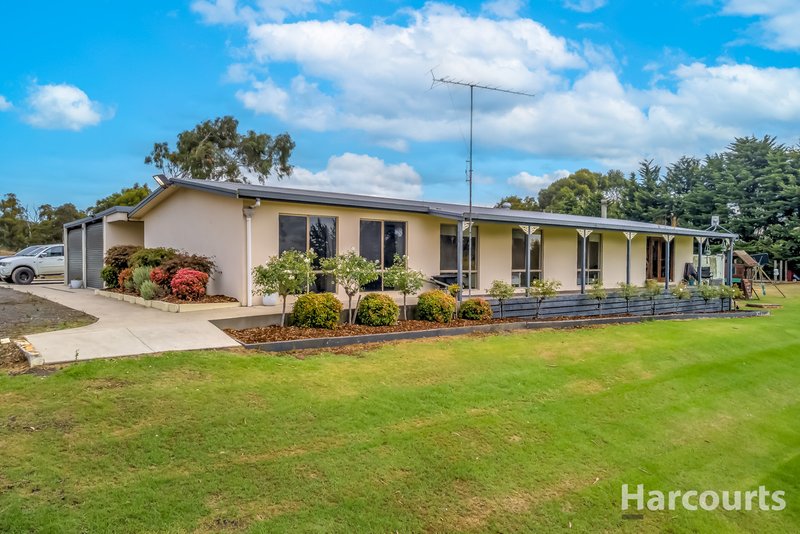 15 Donelan Drive, Hernes Oak VIC 3825