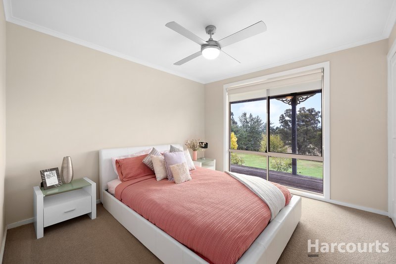 Photo - 15 Donelan Drive, Hernes Oak VIC 3825 - Image 15