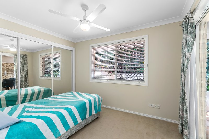 Photo - 15 Dornoch Crescent, Ferny Grove QLD 4055 - Image 8