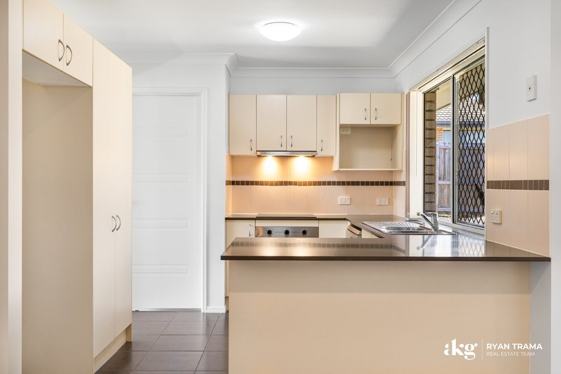 Photo - 15 Dornoch Crescent, Raceview QLD 4305 - Image 7