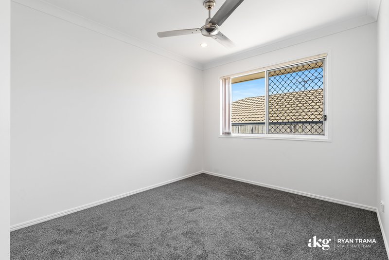Photo - 15 Dornoch Crescent, Raceview QLD 4305 - Image 17