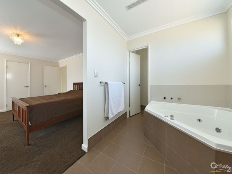 Photo - 15 Dotterel Green, Jindalee WA 6036 - Image 26