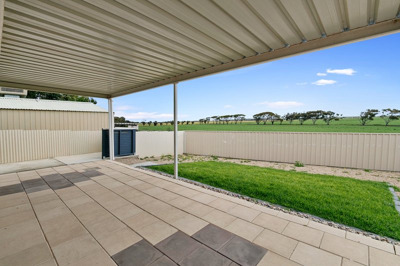 Photo - 15 Douglas Court, Tiddy Widdy Beach SA 5571 - Image 3