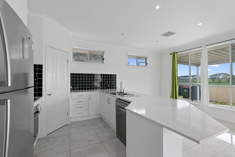 Photo - 15 Douglas Court, Tiddy Widdy Beach SA 5571 - Image 7