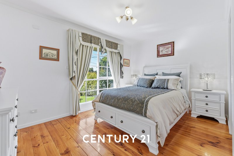 Photo - 15 Dowling Road, Oakleigh South VIC 3167 - Image 7