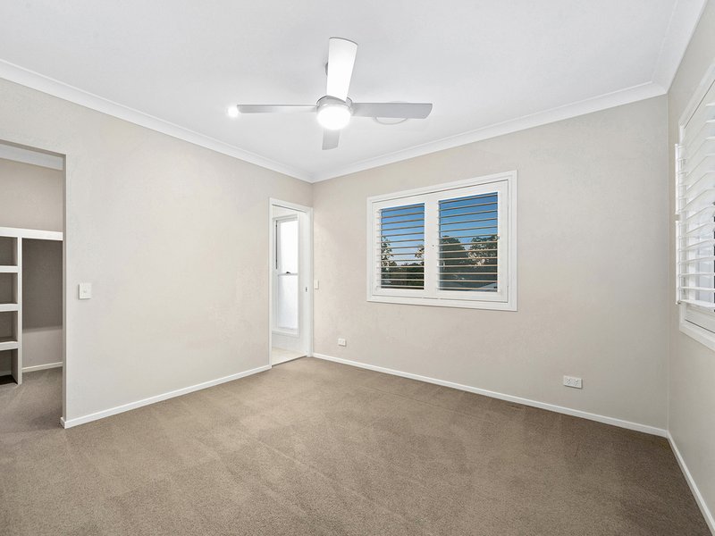 Photo - 15 Dress Circle Court, Bridgeman Downs QLD 4035 - Image 13