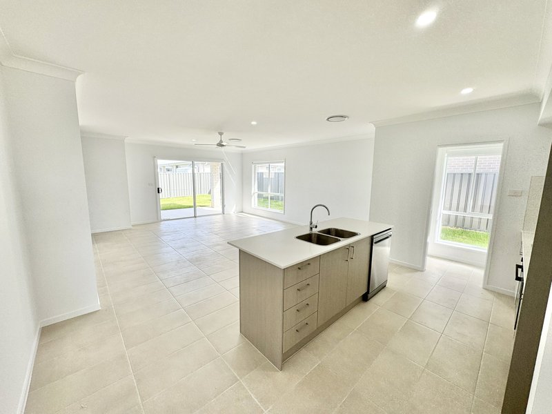 Photo - 15 Driftwood Boulevard, Old Bar NSW 2430 - Image 2