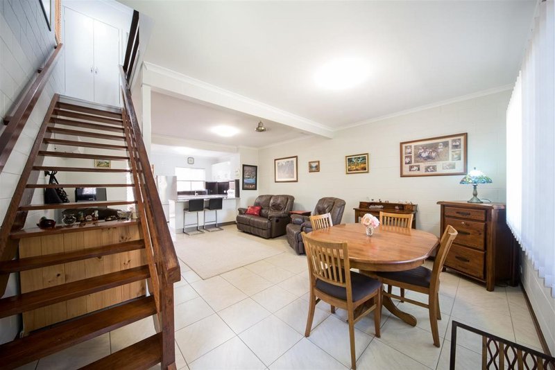 Photo - 1/5 Duell Road, Cannonvale QLD 4802 - Image 6