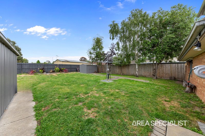 Photo - 15 Dunbarton Drive, Pakenham VIC 3810 - Image 17