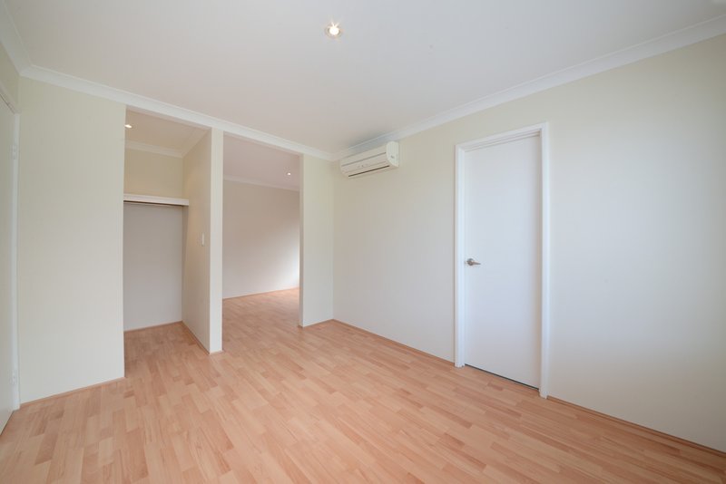 Photo - 15 Durrington Glade, Clarkson WA 6030 - Image 5