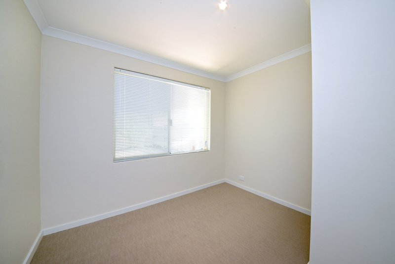 Photo - 15 Durrington Glade, Clarkson WA 6030 - Image 18