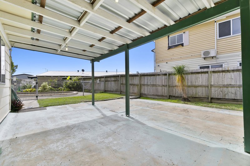 Photo - 15 Dwyer Street, Beachmere QLD 4510 - Image 17