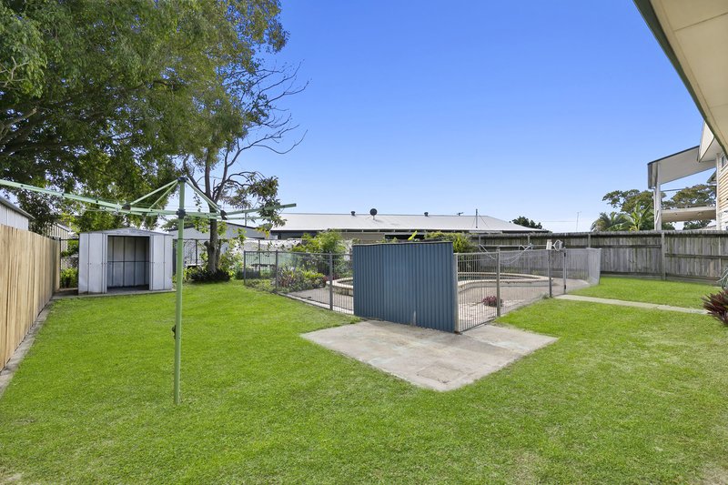 Photo - 15 Dwyer Street, Beachmere QLD 4510 - Image 19