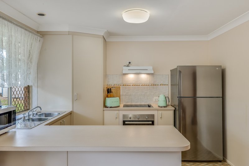 Photo - 15 Dylan Court, Darling Heights QLD 4350 - Image 4
