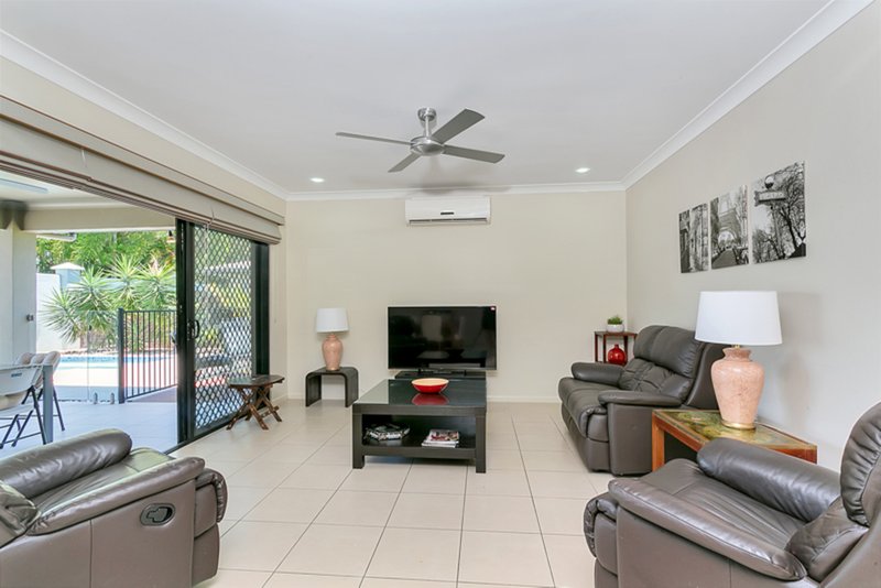 Photo - 15 Edge Close, Kewarra Beach QLD 4879 - Image 2