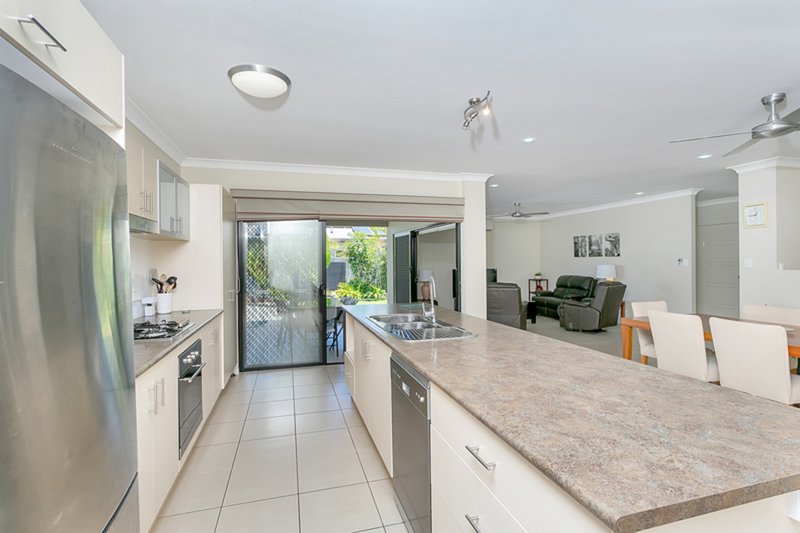 Photo - 15 Edge Close, Kewarra Beach QLD 4879 - Image 5