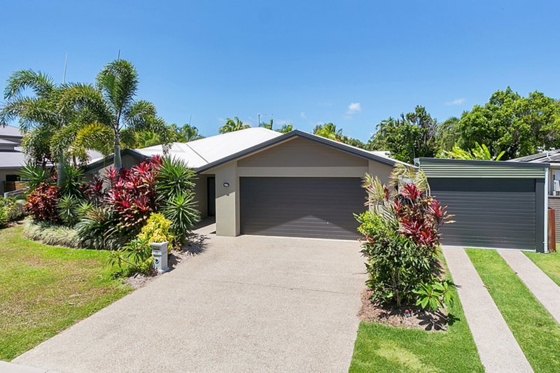 Photo - 15 Edge Close, Kewarra Beach QLD 4879 - Image 13