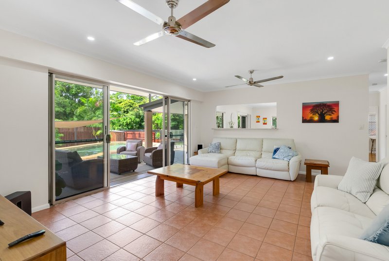 Photo - 15 Edmonds Close, Bentley Park QLD 4869 - Image 10