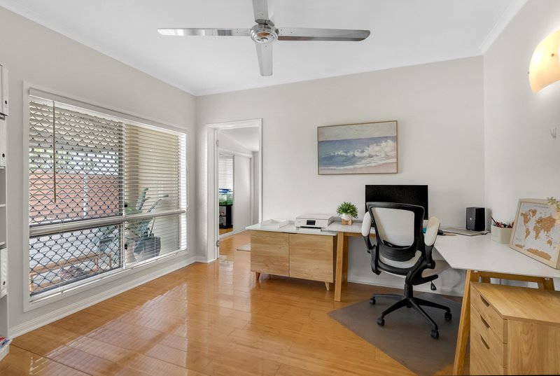Photo - 15 Edmonds Close, Bentley Park QLD 4869 - Image 21