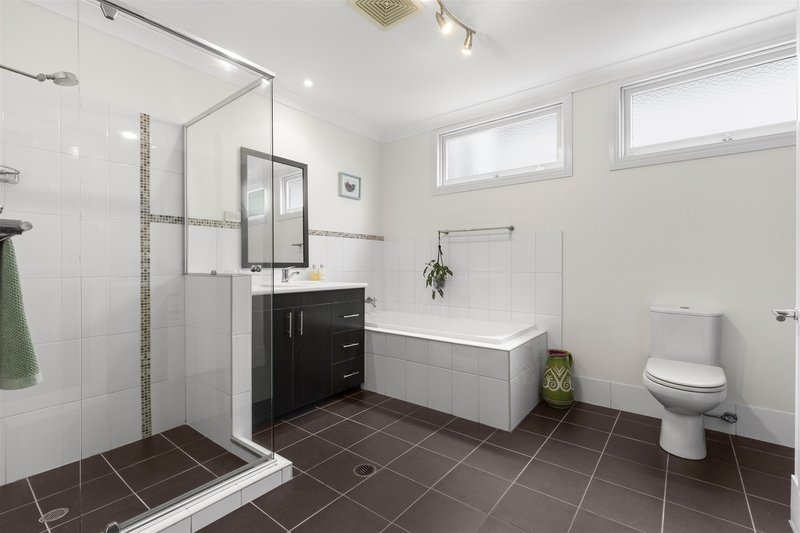 Photo - 15 Effingham Street, Tarragindi QLD 4121 - Image 16