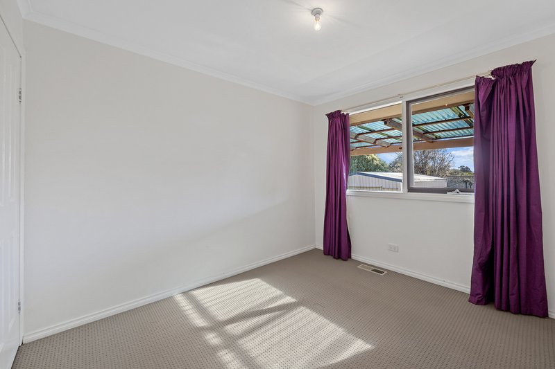 Photo - 15 El Centro , Chirnside Park VIC 3116 - Image 11