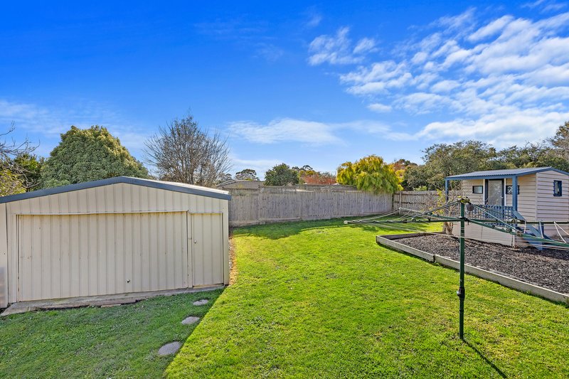 Photo - 15 El Centro , Chirnside Park VIC 3116 - Image 15