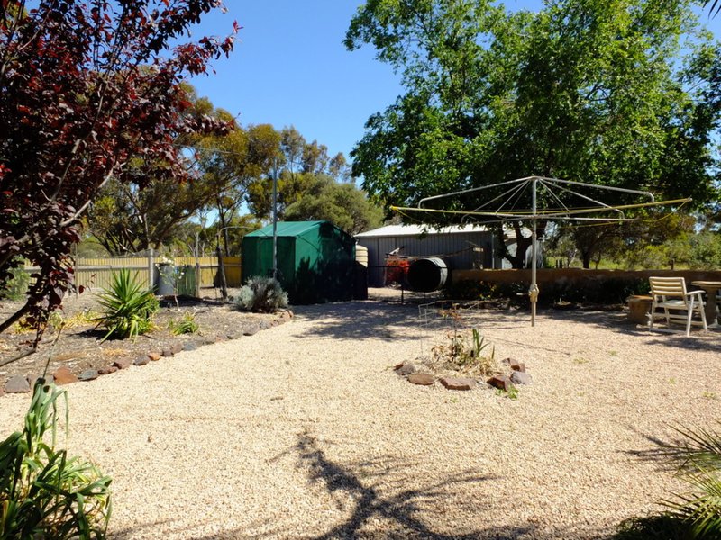 Photo - 15 Elder Street, Moonta SA 5558 - Image 16