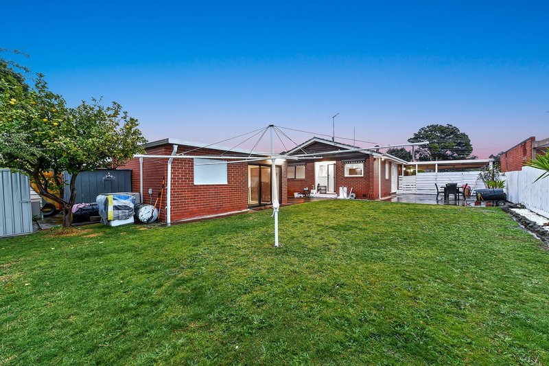 Photo - 15 Eldo Street, Keysborough VIC 3173 - Image 18