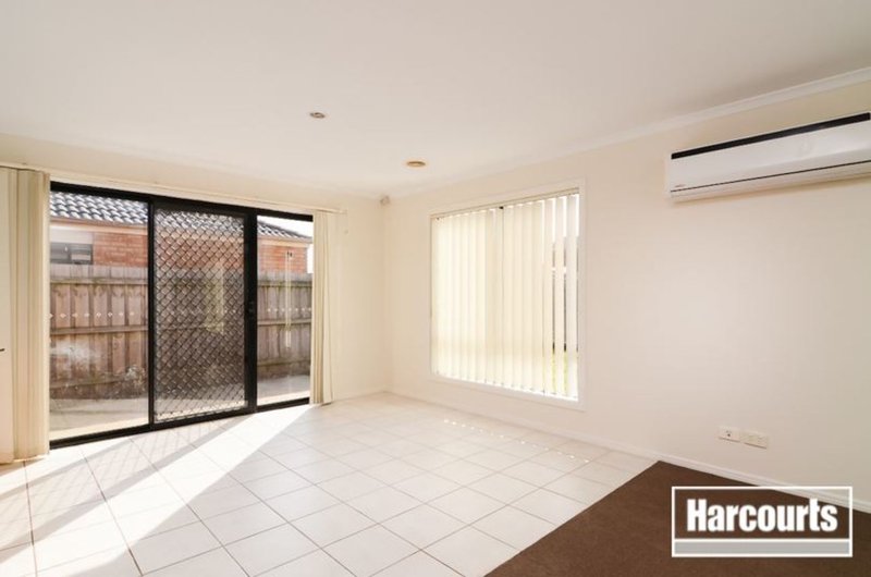 Photo - 15 Elida Crescent, Narre Warren South VIC 3805 - Image 6