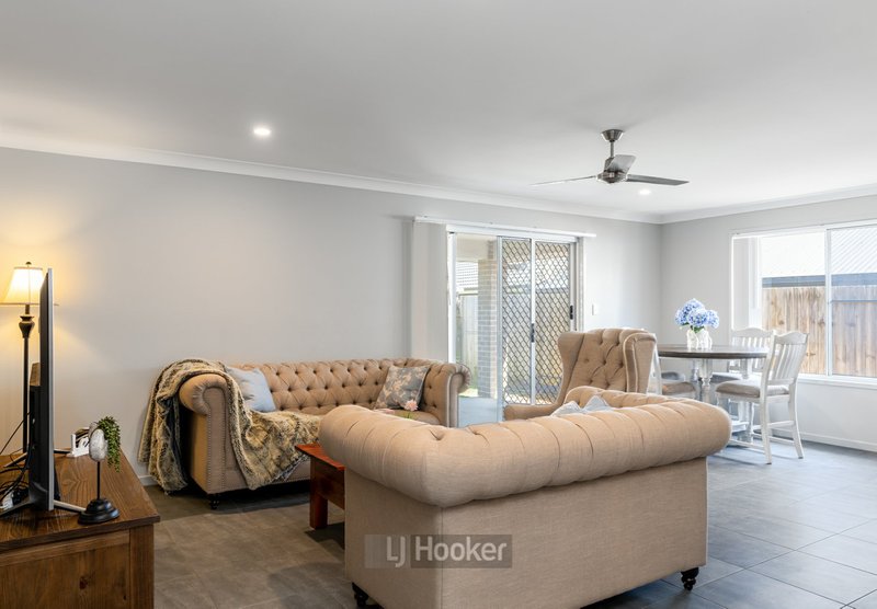 Photo - 15 Elizabeth Drive, Flagstone QLD 4280 - Image 6