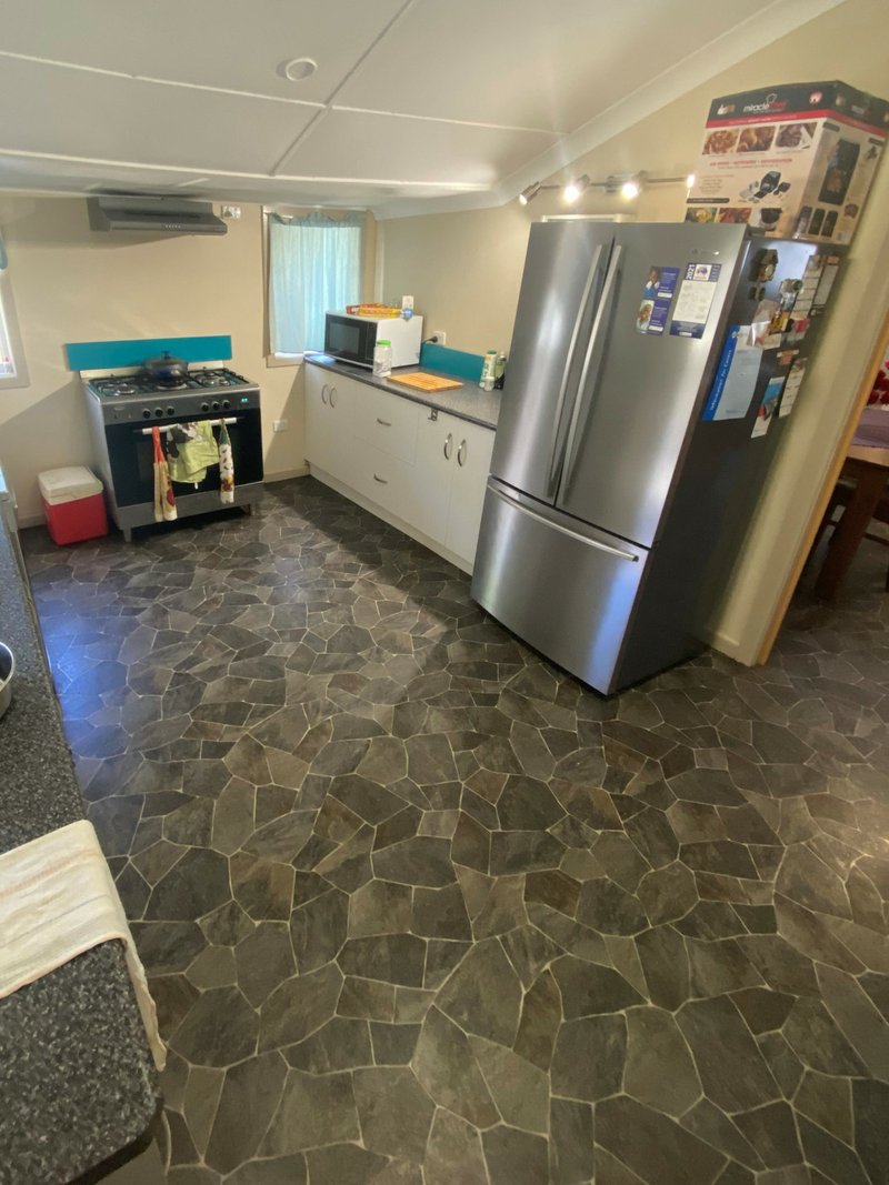 Photo - 15 Elizabeth Street, Mitchell QLD 4465 - Image 10