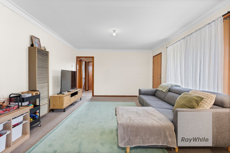 Photo - 15 Ellerslie Street, Kingsbury VIC 3083 - Image 2