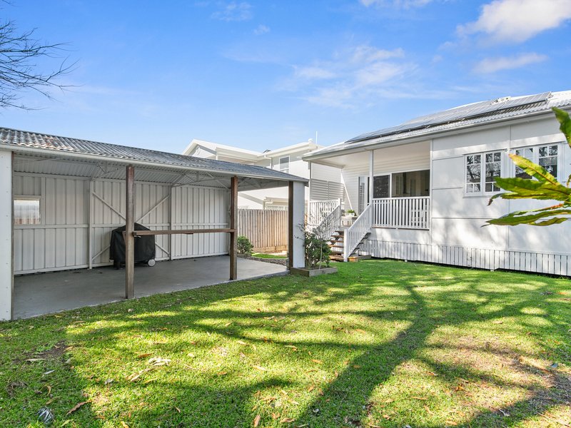 Photo - 15 Ellesmere Street, Yeronga QLD 4104 - Image 5