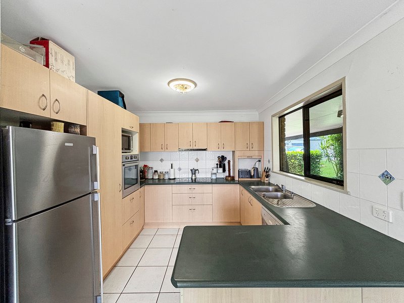 Photo - 15 Elm Road, Walloon QLD 4306 - Image 15