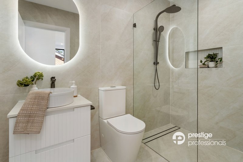 Photo - 1/5 Elouera Crescent, Moorebank NSW 2170 - Image 14