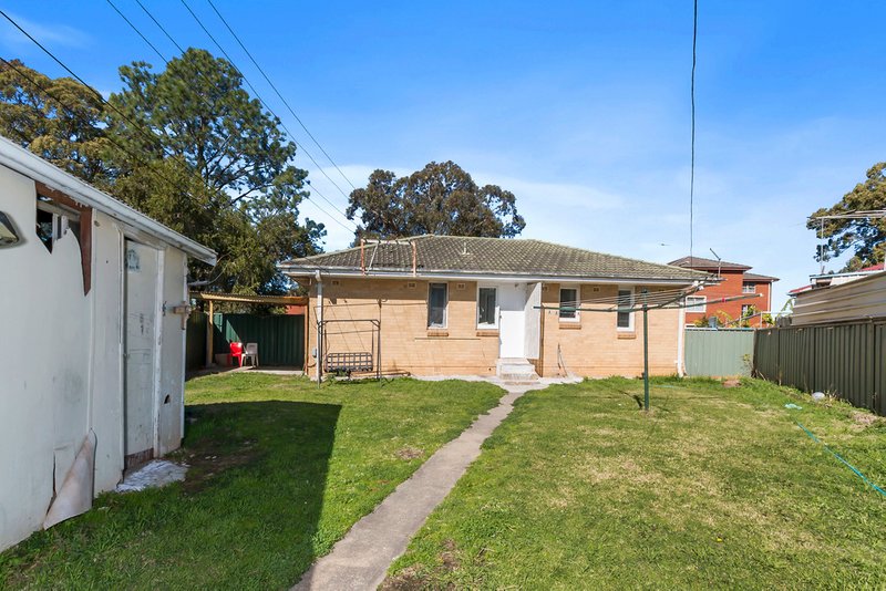 15 Elrington Place, Cartwright NSW 2168