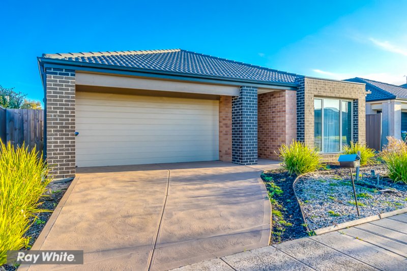 Photo - 15 Elsmore Street, Tarneit VIC 3029 - Image 15