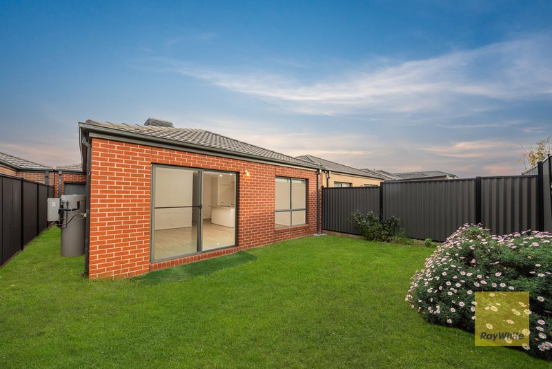Photo - 15 Elsternwick Street, Truganina VIC 3029 - Image 15