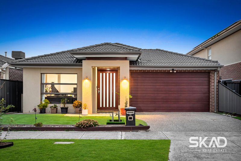 15 Emblem Way, Craigieburn VIC 3064