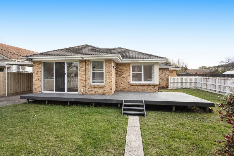 Photo - 1/5 Emily Street, Carnegie VIC 3163 - Image 1